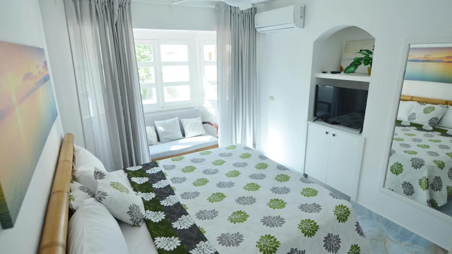 Apartments With Private Beach 푼타 카나